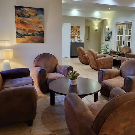 Best Western Blanche De Castille Dourdan Esterno foto