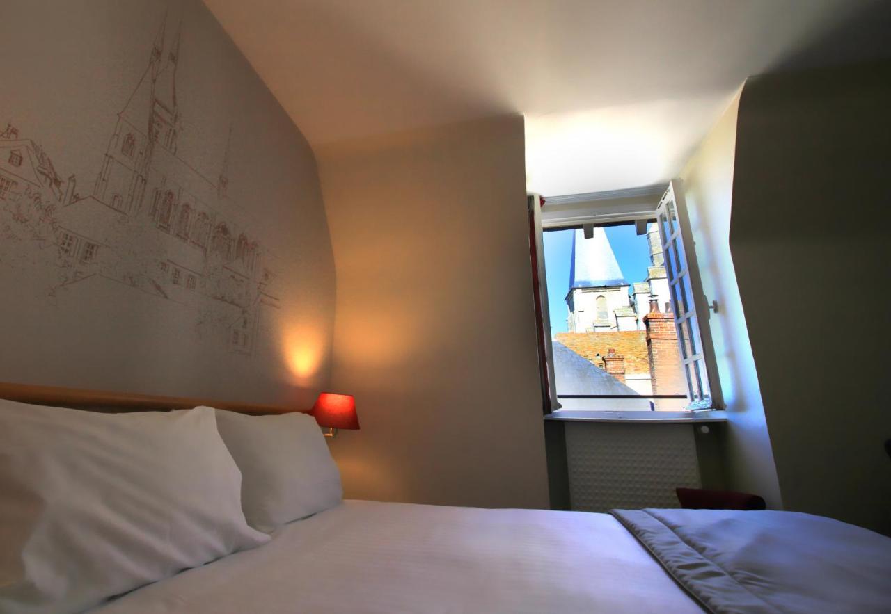 Best Western Blanche De Castille Dourdan Esterno foto